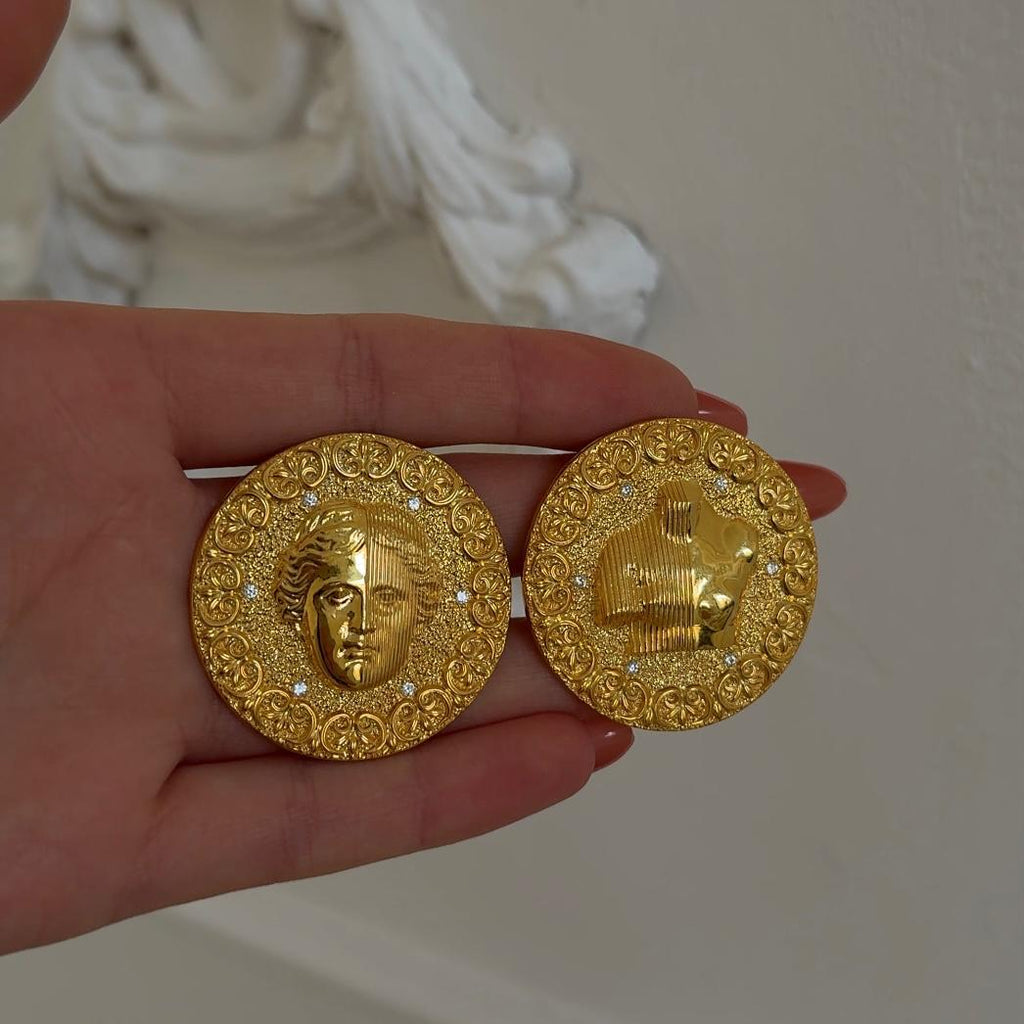 ძვირფასი სამკაული ქალებისთვის. ვერცხლის საყურე ცირკონის თვლებით. ორიგინალური საჭუქარი. საახალწლო წაჩუქარი ქალებისთვის