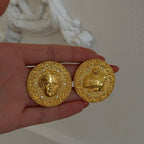 ძვირფასი სამკაული ქალებისთვის. ვერცხლის საყურე ცირკონის თვლებით. ორიგინალური საჭუქარი. საახალწლო წაჩუქარი ქალებისთვის