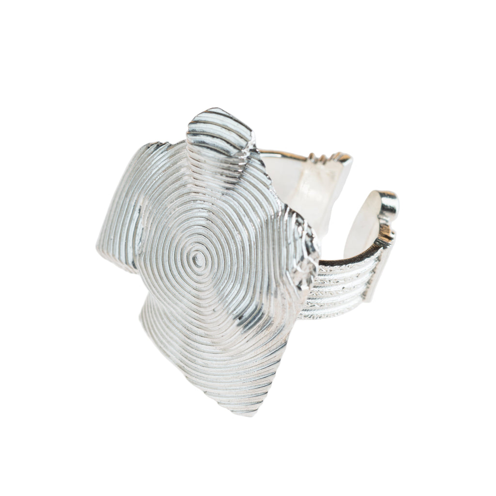 “Vibration of Feelings” - ვერცხლის სკულფტურული ბეჭედი