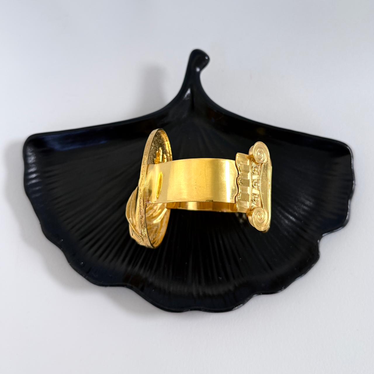 'Not Just a Toe" - მოოქროვილი ლატუნის სამაჯური