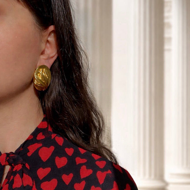 "Not Just a Toe" - სკულფტურული საყურე